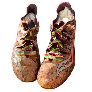 SAUCONY Carrera XC Spike Womens RUNNING Sneakers